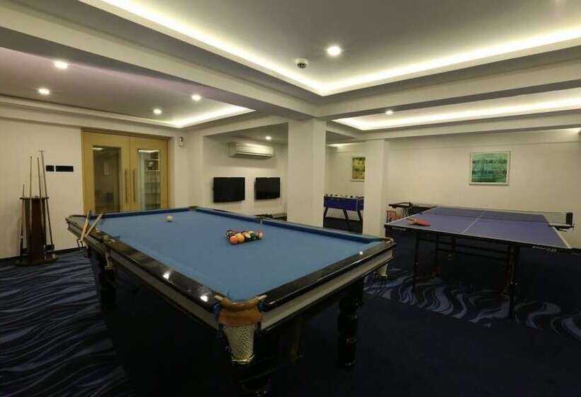 هتل Deltin Suites