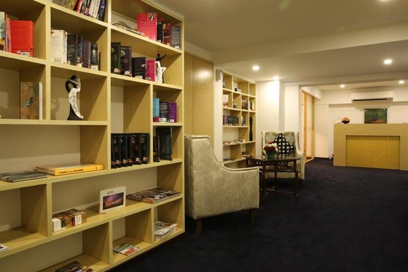 هتل Deltin Suites