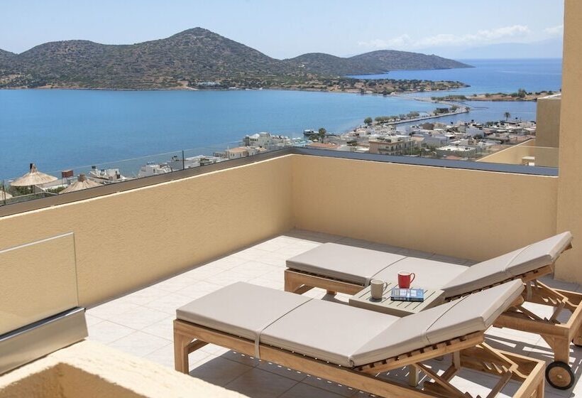 هتل Elounda Heights