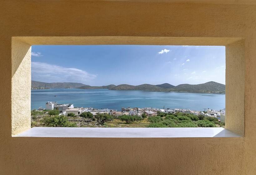 هتل Elounda Heights