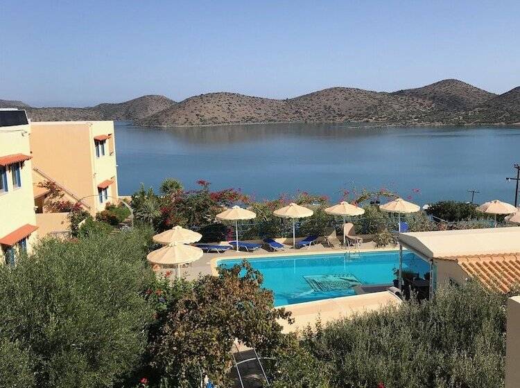 هتل Elounda Heights