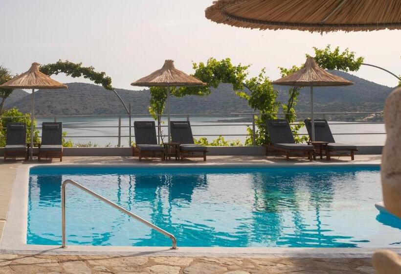 هتل Elounda Heights