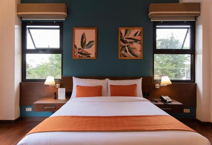 فندق Giraffe Boutique