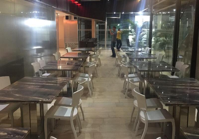 Fotos del hotel Grand International:  12