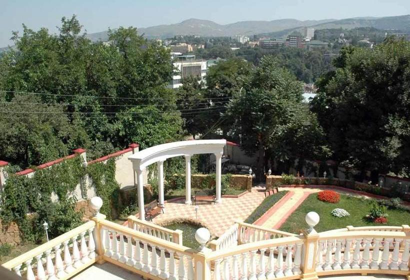 هتل Guest House Lux