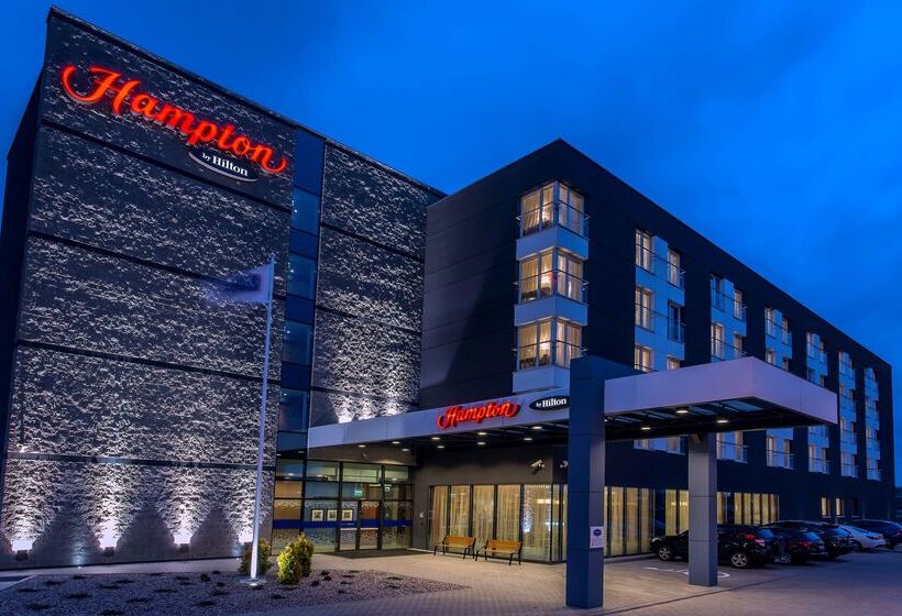 فندق Hampton By Hilton Gdansk Airport