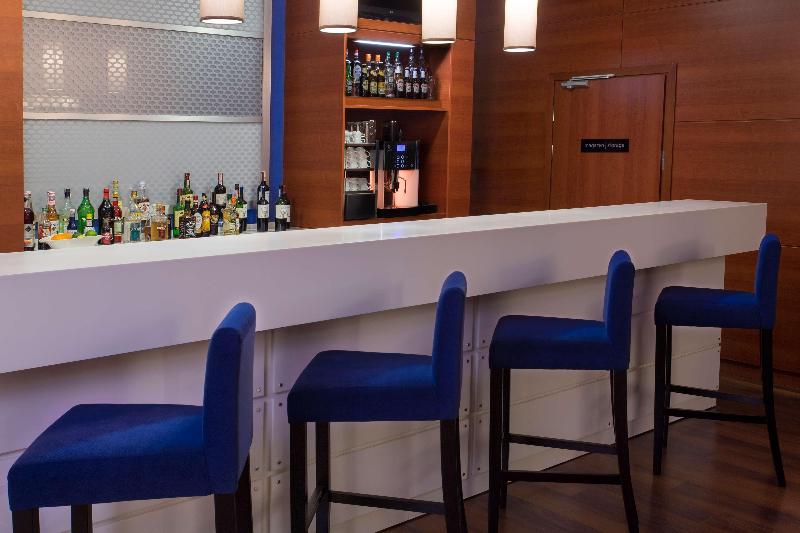 هتل Hampton By Hilton Gdansk Airport