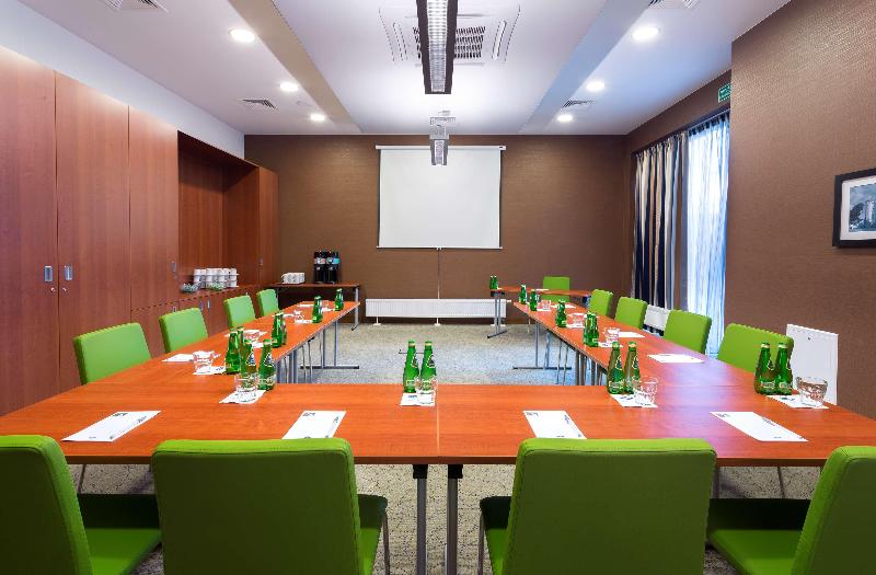 هتل Hampton By Hilton Gdansk Airport