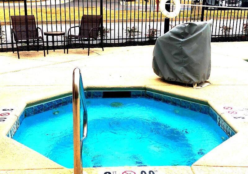 هتل Hampton Inn Augusta Fort Eisenhower