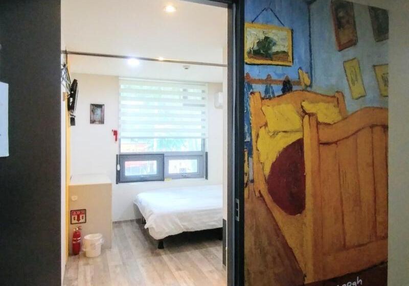 Hotel Hostel Tommy
