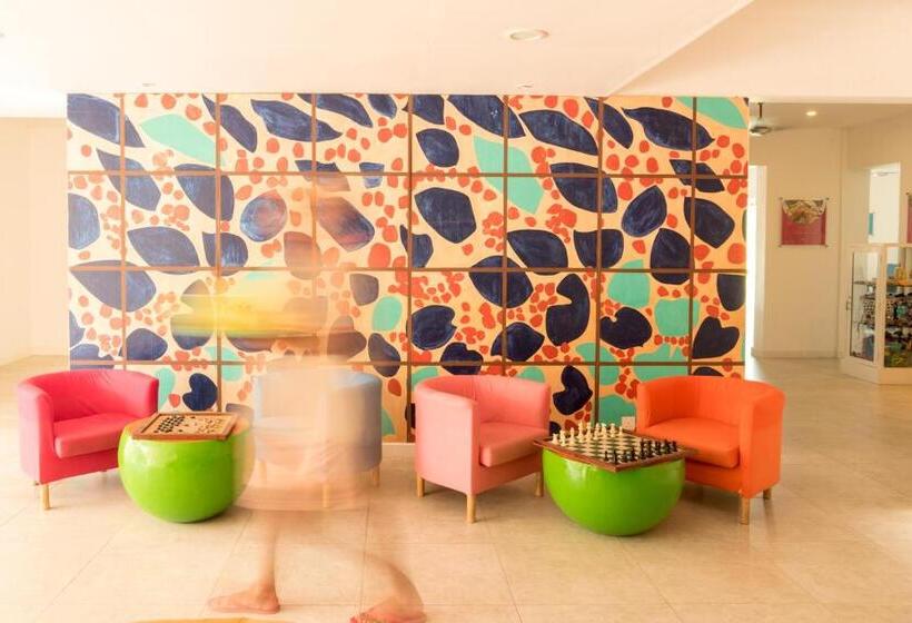 Fotos del hotel J Negombo:  4