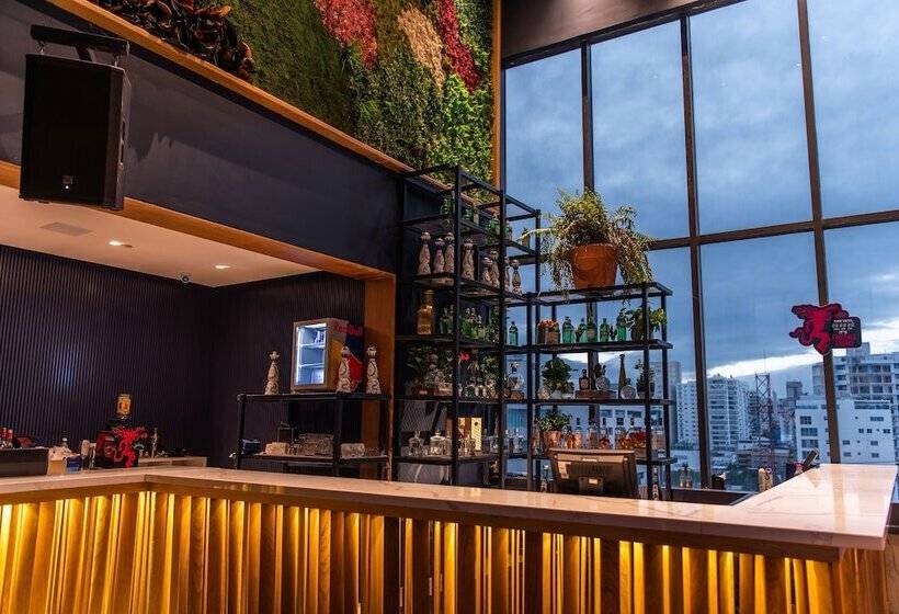 Fotos del hotel Weston Suites:  20