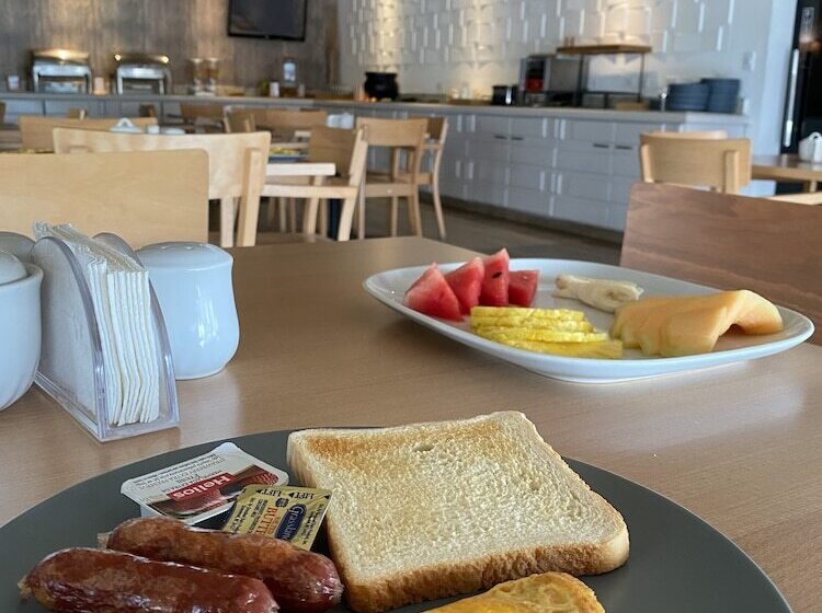 Fotos del hotel Weston Suites:  2