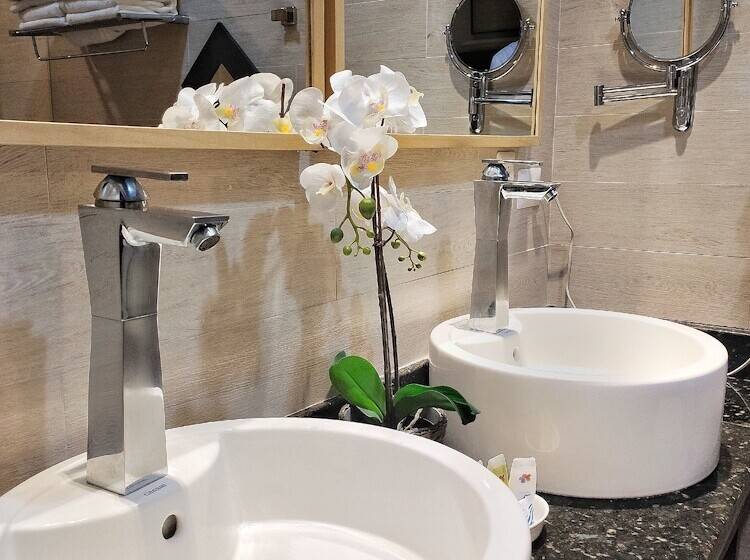 Fotos del hotel Weston Suites:  9