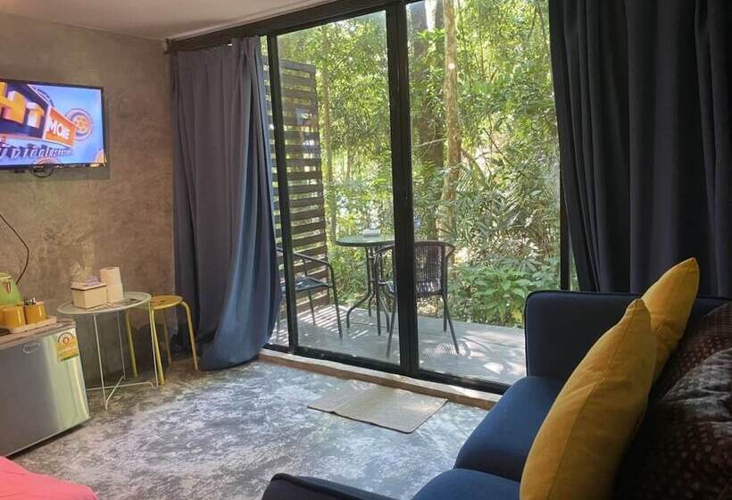 فندق Beachbox Kohchang