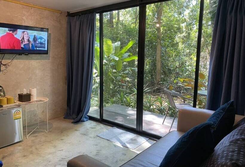 فندق Beachbox Kohchang