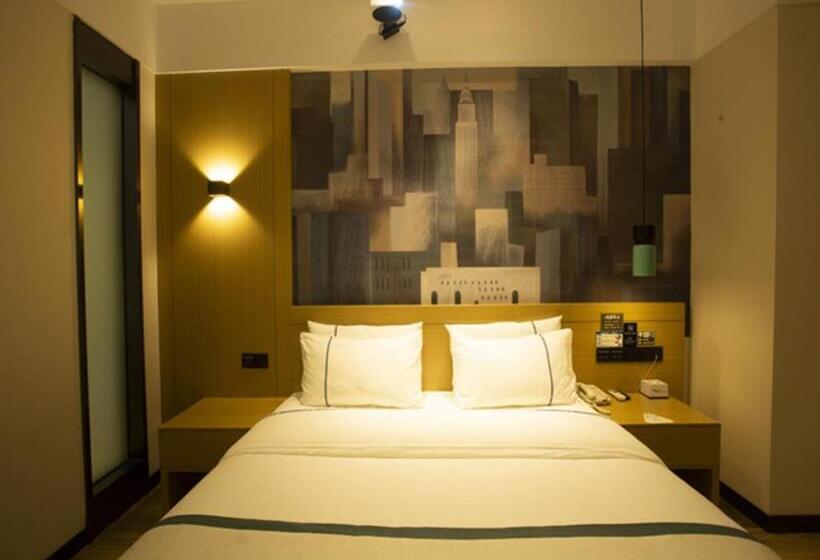 هتل City Comfort Inn Huanggang Luotian Yishui Waitan