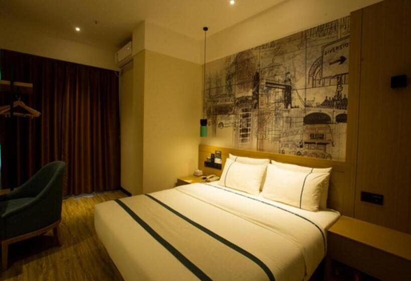 هتل City Comfort Inn Huanggang Luotian Yishui Waitan
