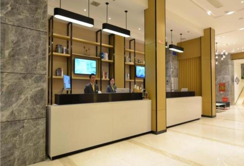 هتل City Comfort Inn Huanggang Qichun Exhibition Center