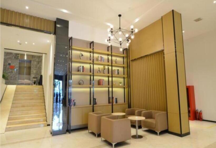 هتل City Comfort Inn Huanggang Qichun Exhibition Center