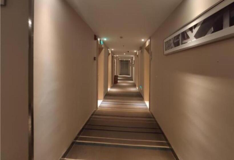 هتل City Comfort Inn Jingdezhen Xinchang Road Taoxichuan