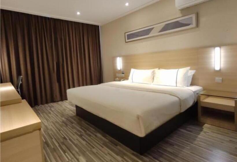 هتل City Comfort Inn Jingdezhen Xinchang Road Taoxichuan