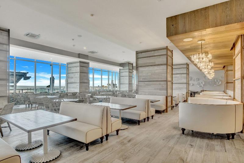 בית מלון כפרי Daytona Grande Oceanfront Resort