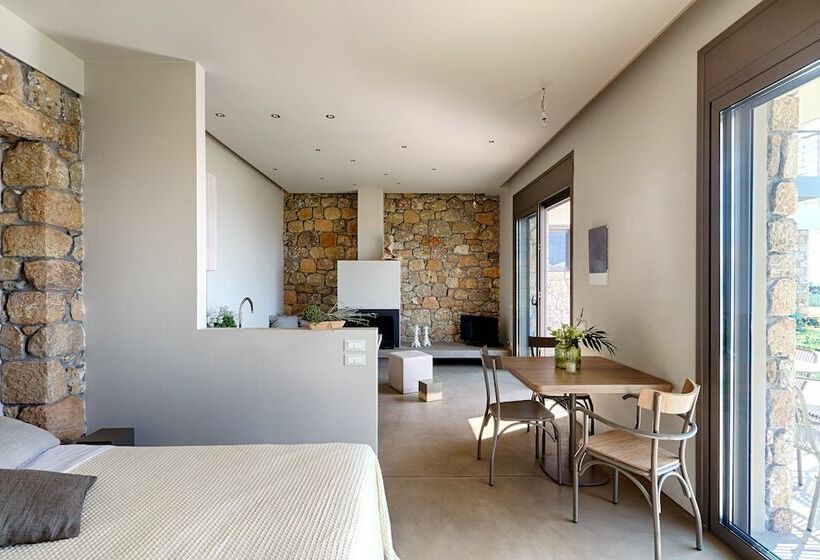 هتل Euphoria Suites
