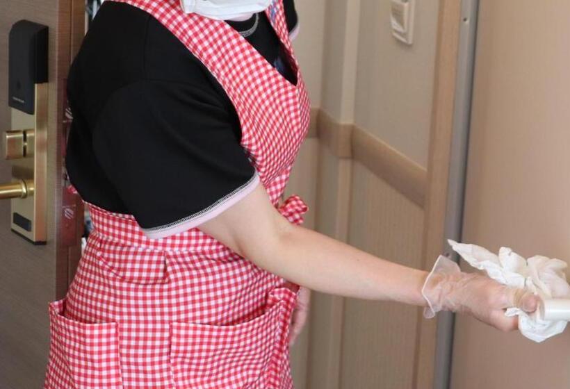 هتل Toyoko Inn Omiya-eki Higashi-guchi