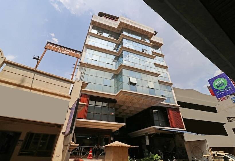 בית מלון כפרי Treebo Surya Yatri Niwas