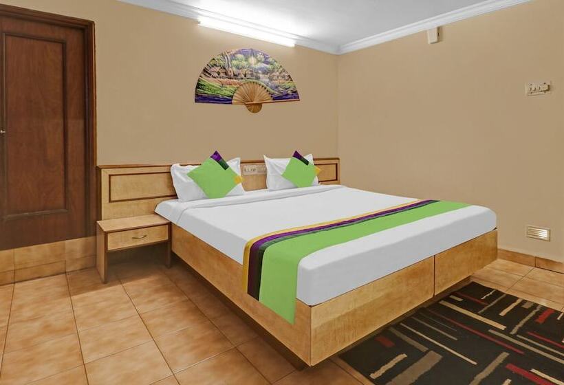 בית מלון כפרי Treebo Surya Yatri Niwas