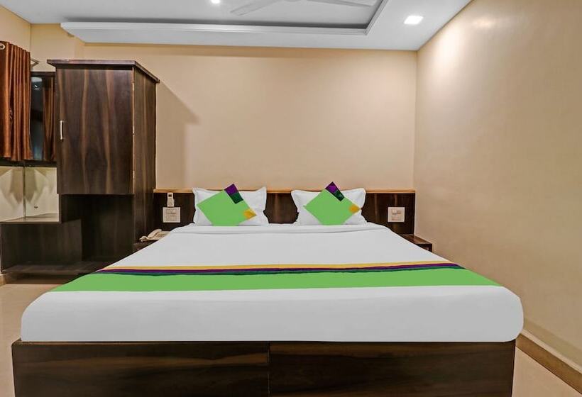 בית מלון כפרי Treebo Surya Yatri Niwas