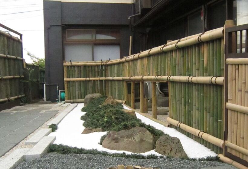 پانسیون Marina Bay Numazu