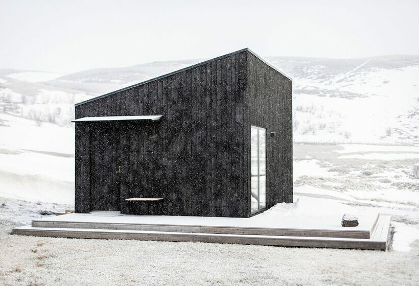 Aska Modern Cabin