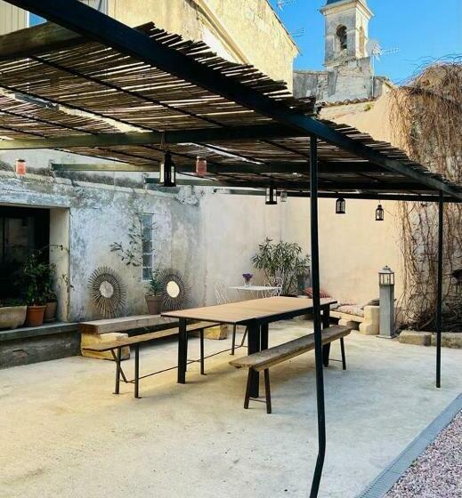 Bed and Breakfast Oustaou De Betty Et Bob