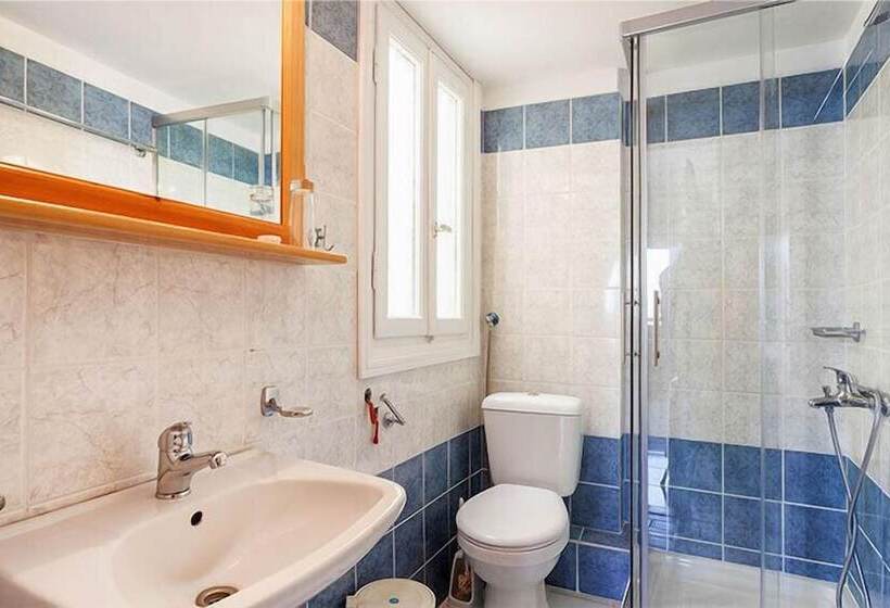 هتل Akti Fine Rooms