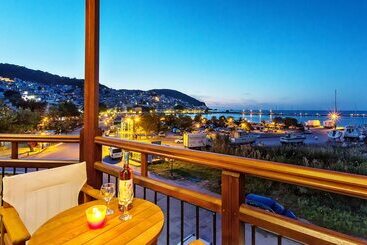 هتل Akti Fine Rooms