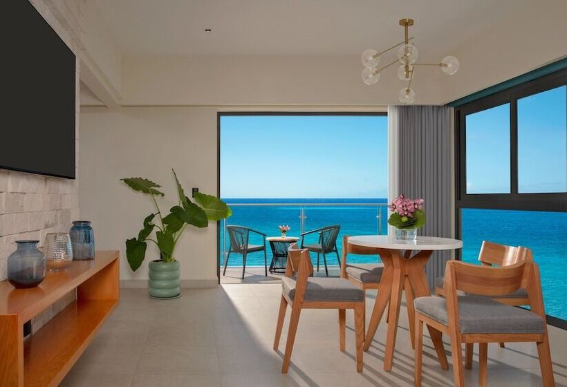 هتل Dreams Cozumel Cape Resort & Spa