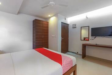 Oyo 454 Hotel Aravindar Residency