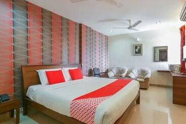 Oyo 454 Hotel Aravindar Residency