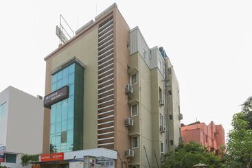 Oyo 454 Hotel Aravindar Residency