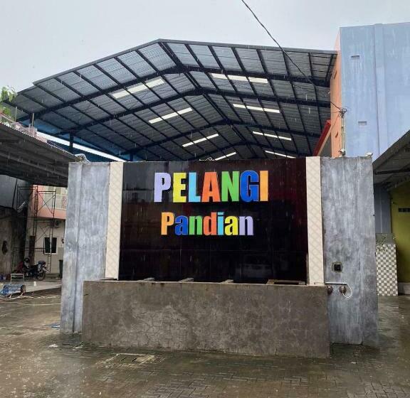 פנסיון Guest House Pelangi