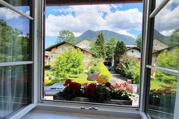 تختخواب و صبحانه Gästehaus Alpenkranz