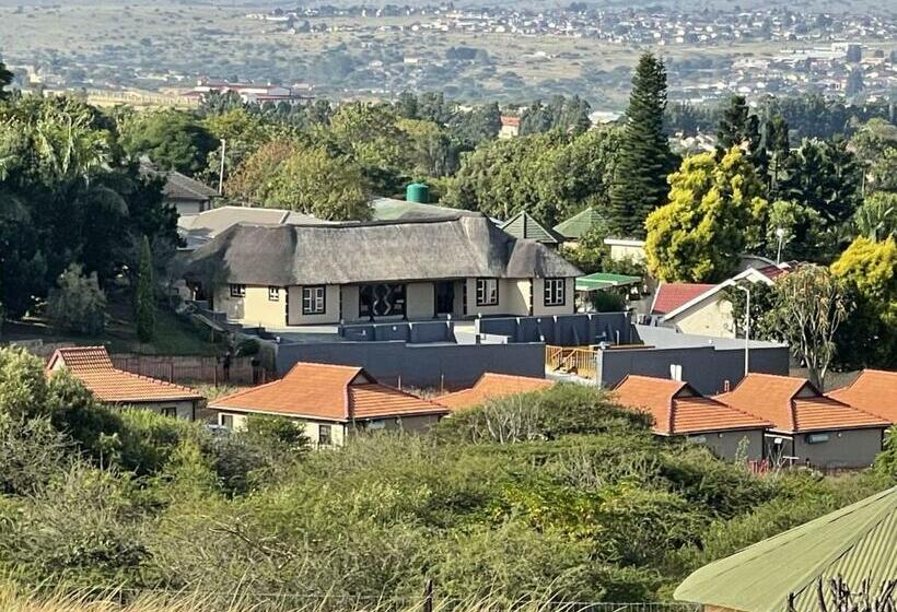 בית מלון כפרי Hinterland Lodge