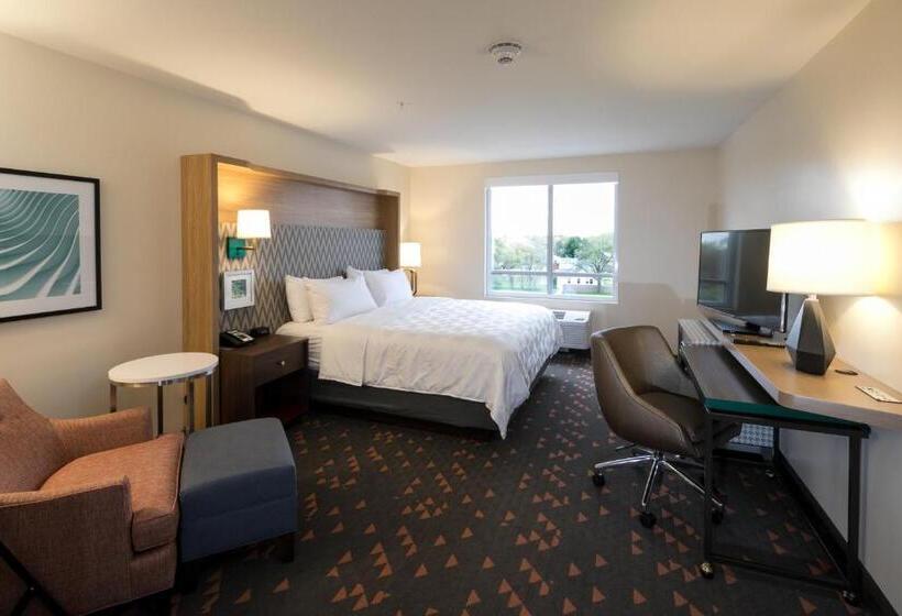 בית מלון כפרי Holiday Inn & Suites Detroit   Troy, An Ihg