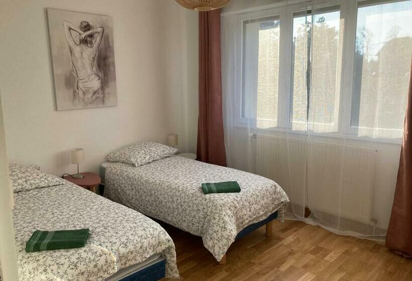 تختخواب و صبحانه Gîte Partagé