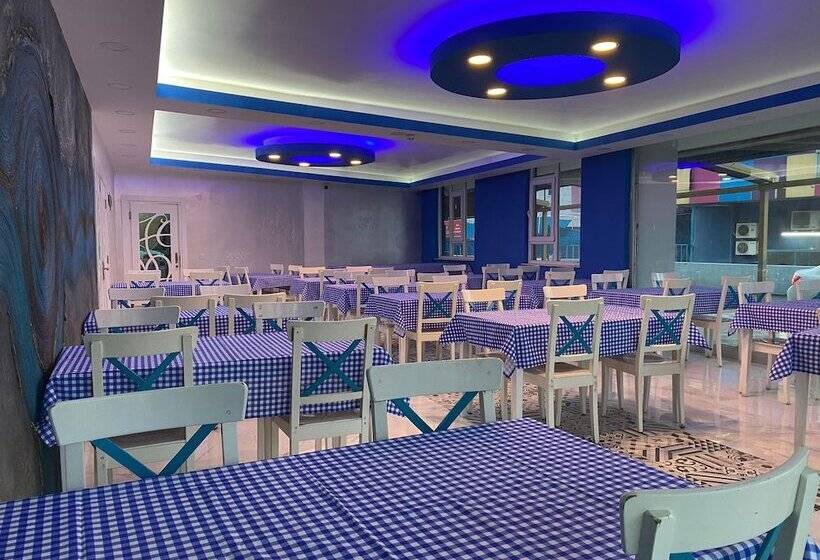 Grand Niki Hotel & Spa