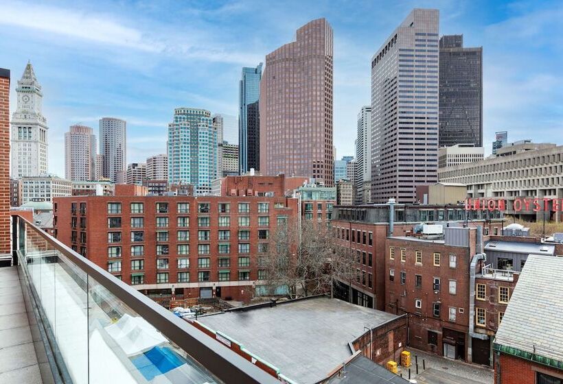 هتل Canopy By Hilton Boston Downtown