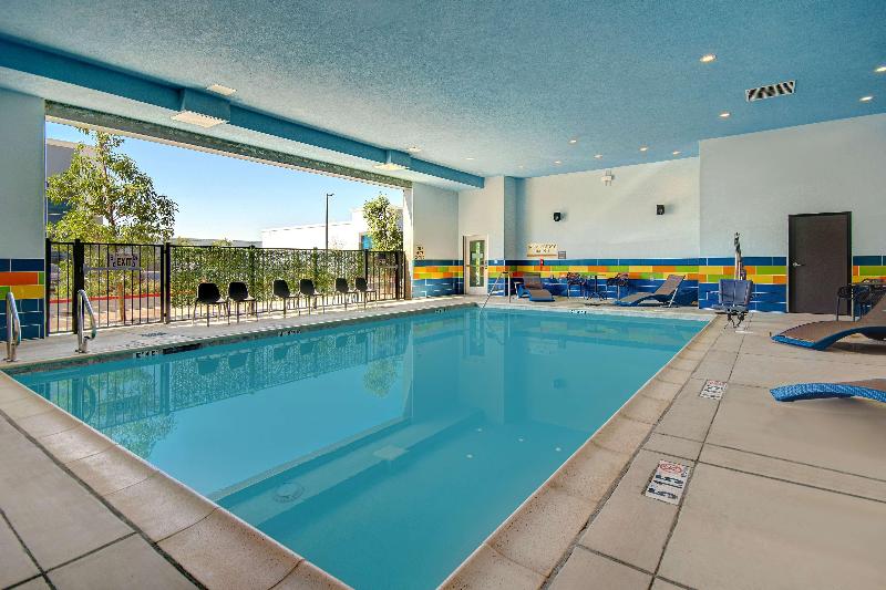 فندق Hampton Inn & Suites Ontario Rancho Cucamonga