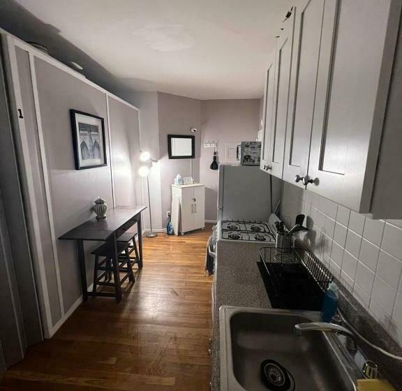 هاستل Private Rooms Near Lincoln Center